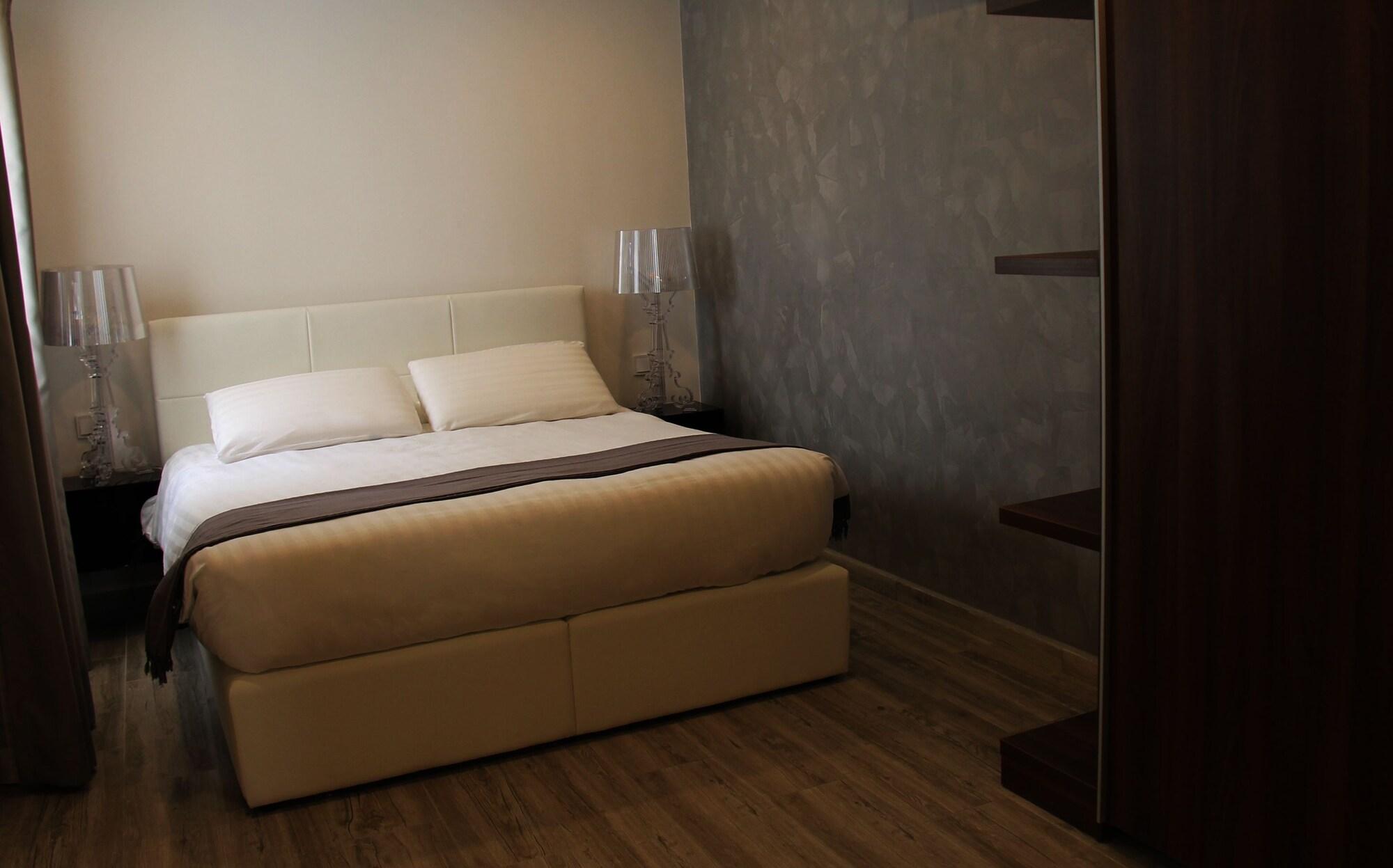 Adelphi Boutique Hotel Rabat Bagian luar foto