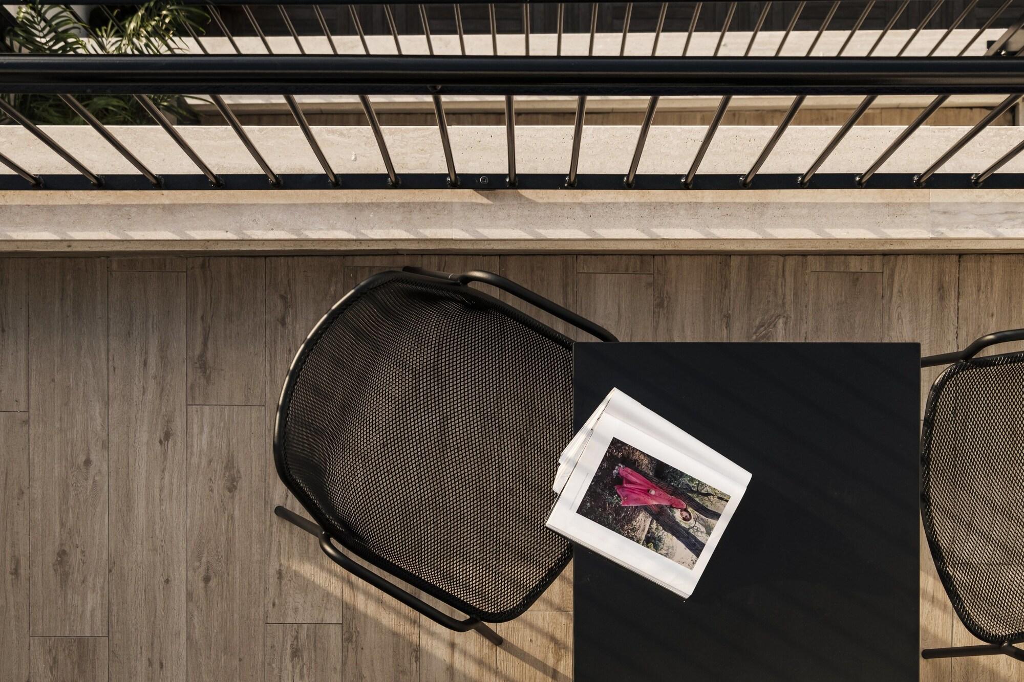 Adelphi Boutique Hotel Rabat Bagian luar foto