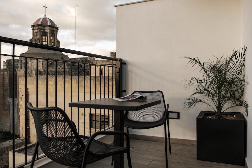 Adelphi Boutique Hotel Rabat Bagian luar foto