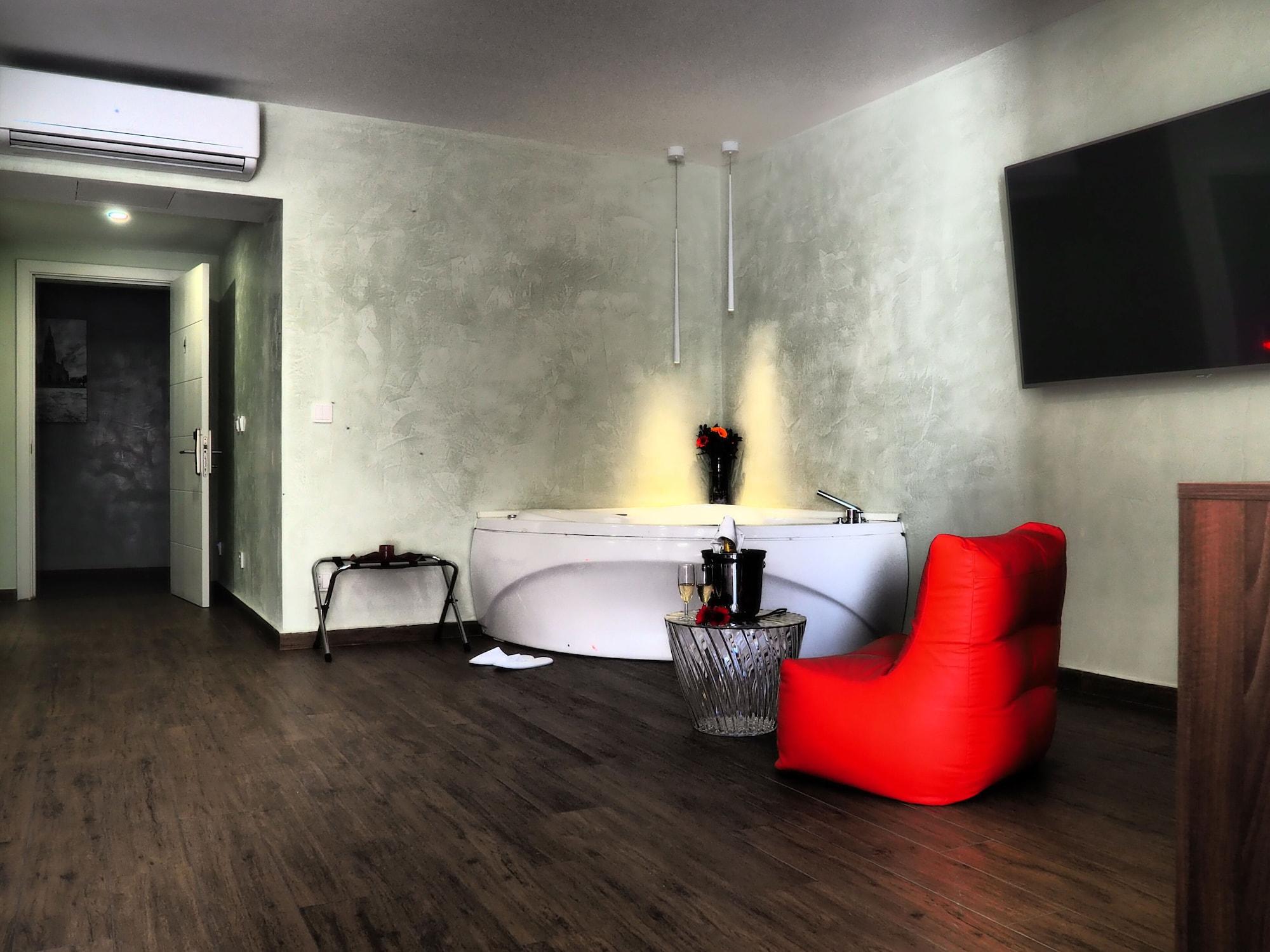 Adelphi Boutique Hotel Rabat Bagian luar foto