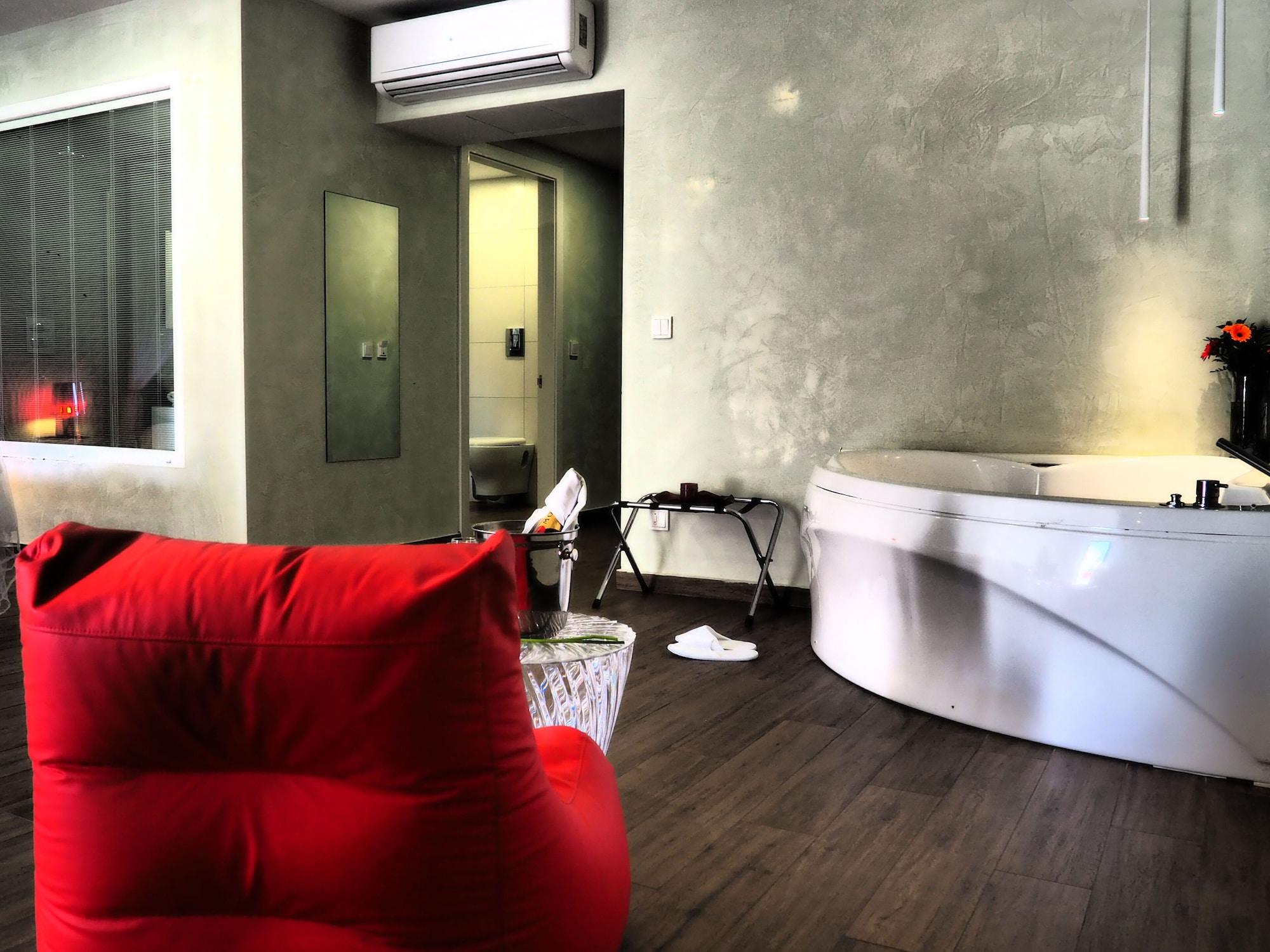 Adelphi Boutique Hotel Rabat Bagian luar foto