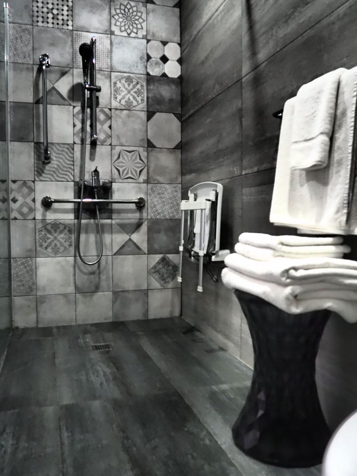 Adelphi Boutique Hotel Rabat Bagian luar foto